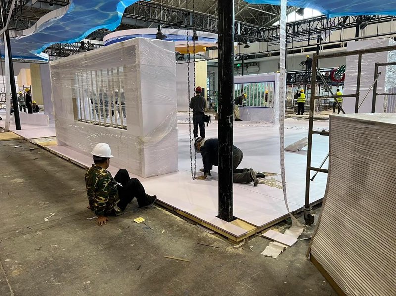 展位搭建攻略：打造吸引眼球的展览空间